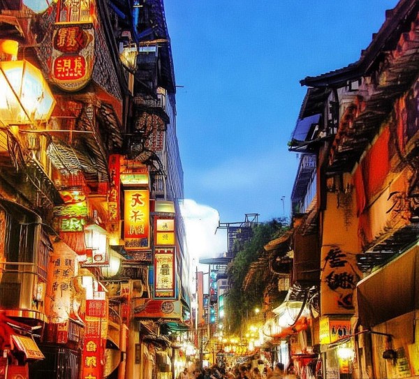 商贸城与网红村联姻，激活乡村振兴新动能